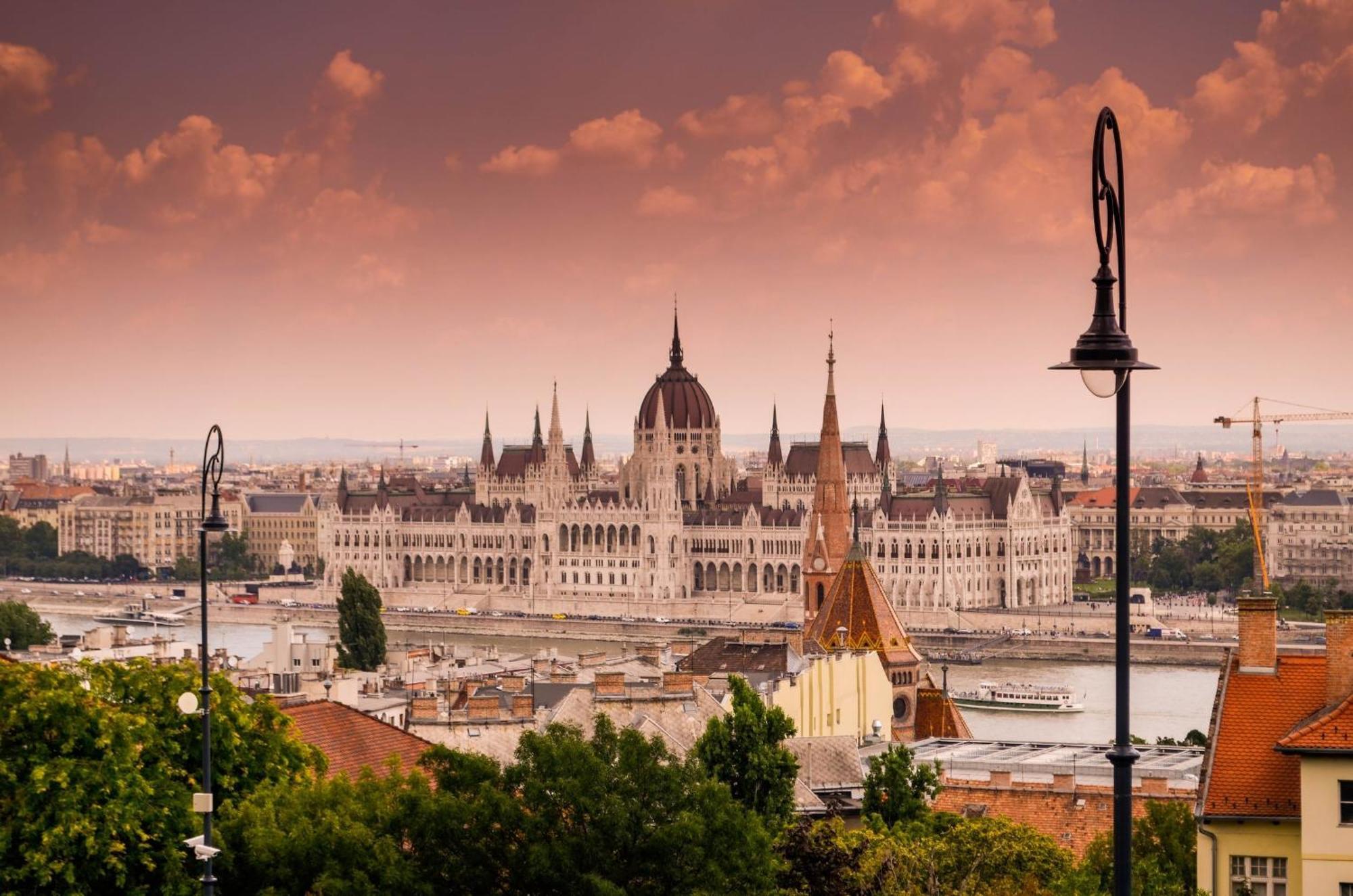 Just Chillin Apt-Budapest Most Historic Landmarks Екстериор снимка